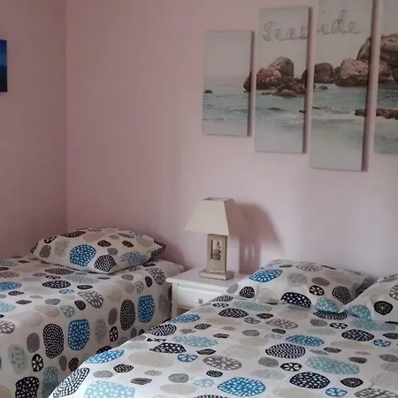 Πανσιόν Les Portes Du Ferret